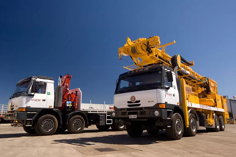 DRILLING-tatra-truck-custom_06